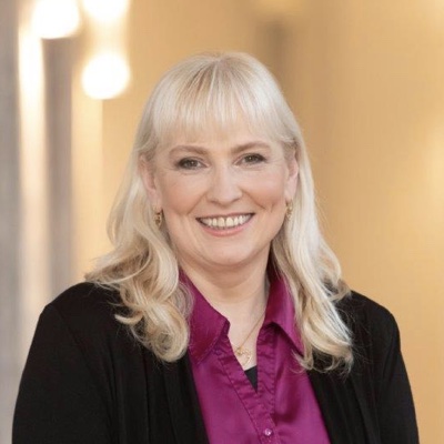 Dr. Monika Oerther